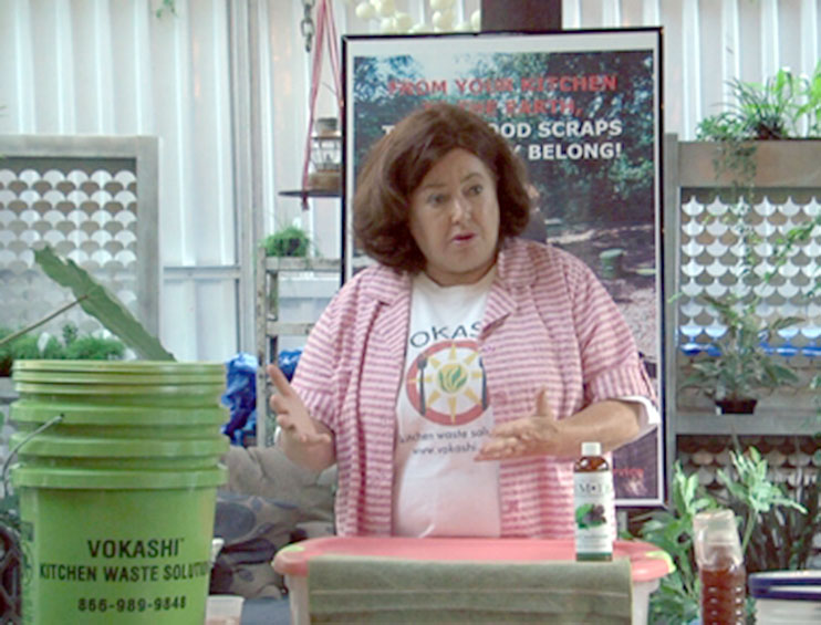 Vandra Thorburn demonstrates Bokashi Bran preparation for Vokashi